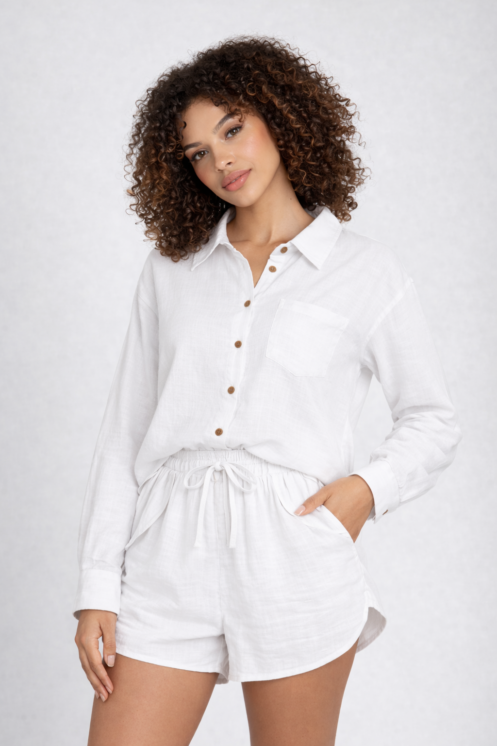 LIGHTWEIGHT LONG SLEEVE SHIRT WITH MATCHING SHORT